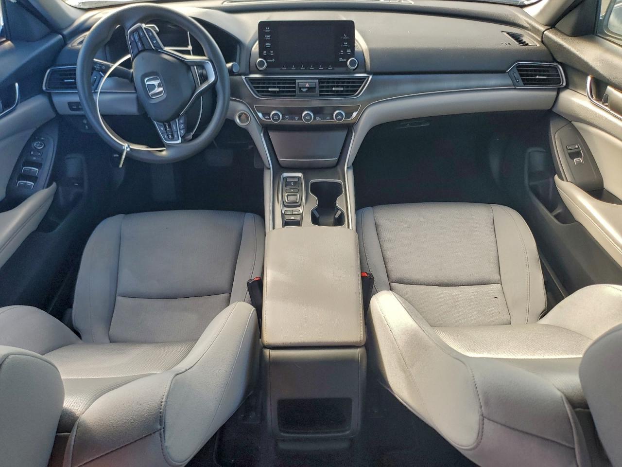 2018 HONDA ACCORD HYBRID photo 8