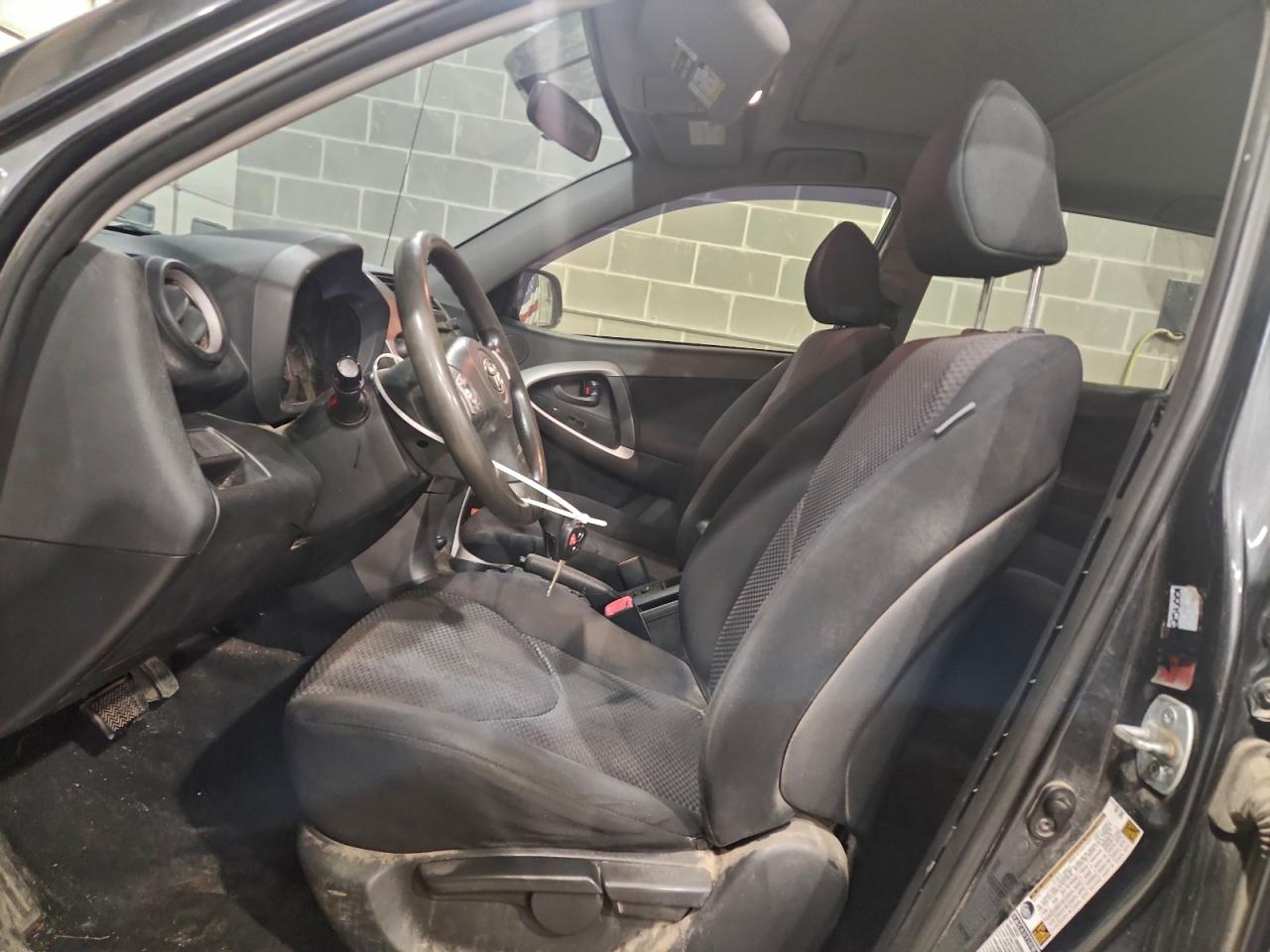 2007 TOYOTA RAV4 SPORT photo 13