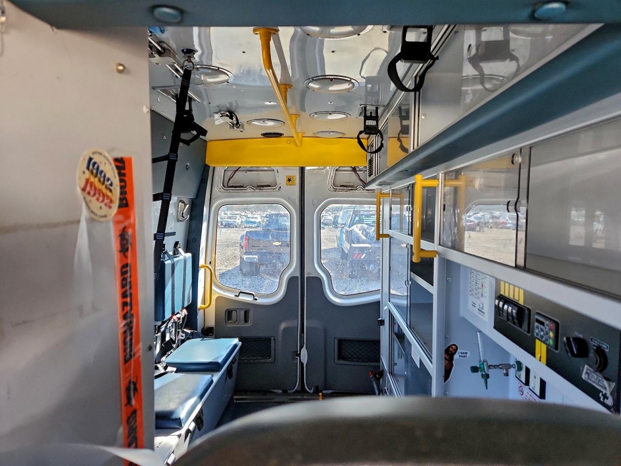 2017 MERCEDES-BENZ SPRINTER 2500 AMBULANCE photo 10