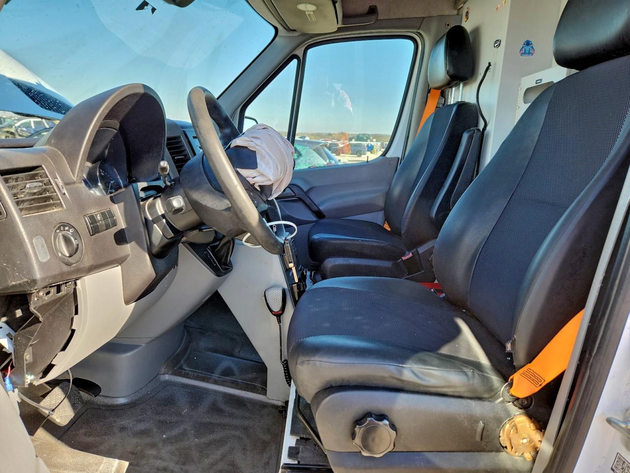 2017 MERCEDES-BENZ SPRINTER 2500 AMBULANCE photo 7