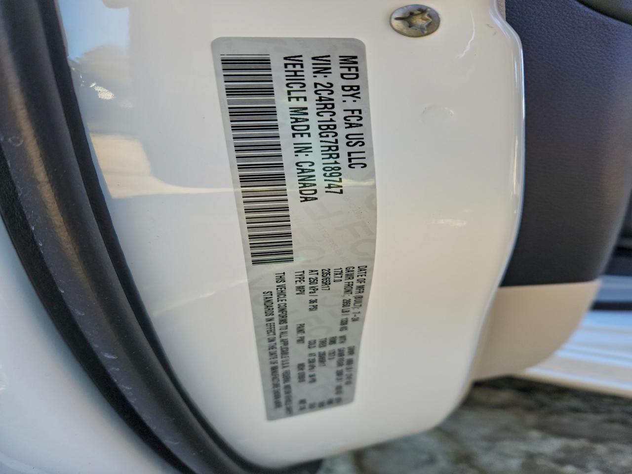 2024 CHRYSLER PACIFICA TOURING L photo 37