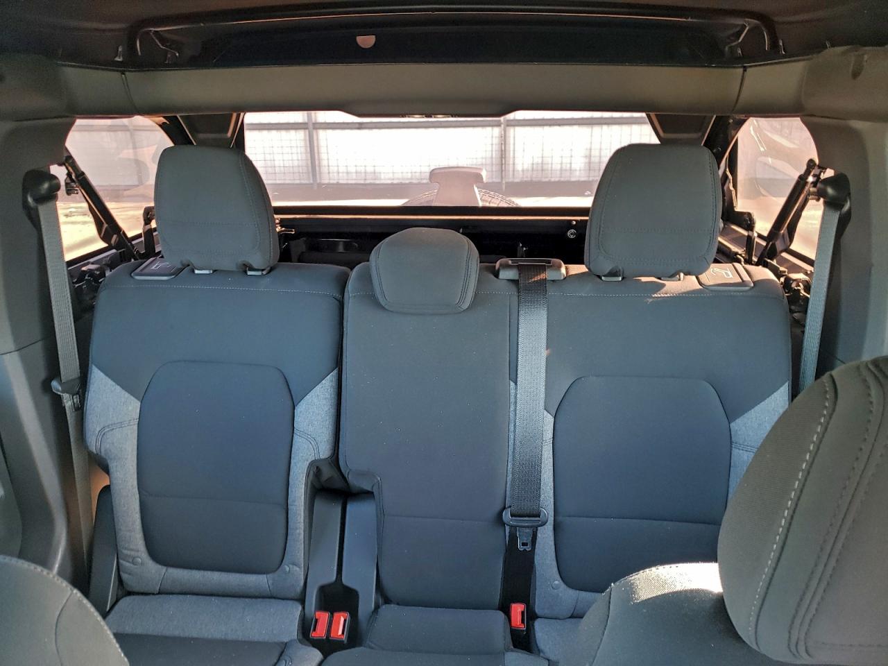 2021 FORD BRONCO BASE photo 10