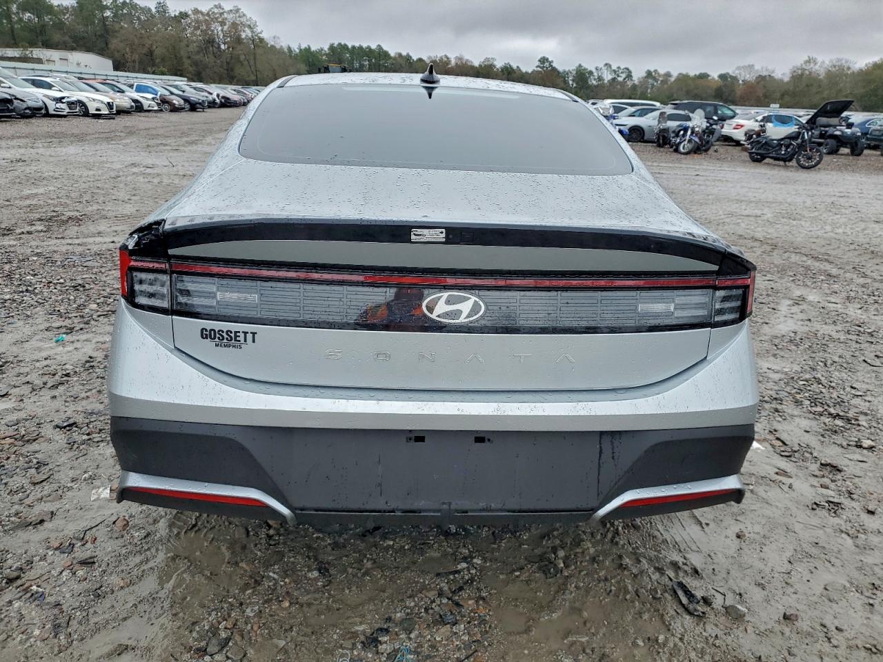 2026 HYUNDAI SONATA SE photo 11