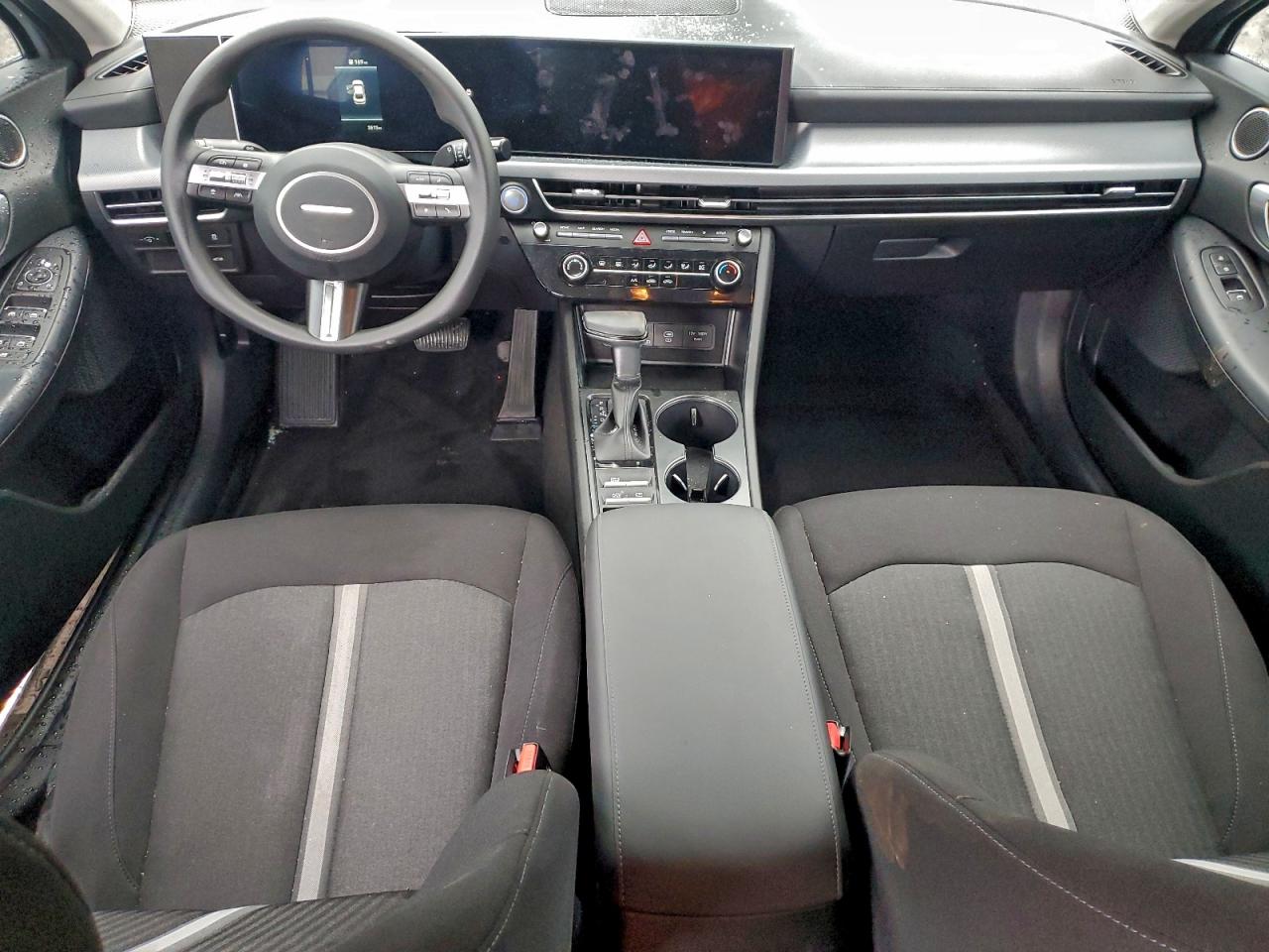 2026 HYUNDAI SONATA SE photo 15