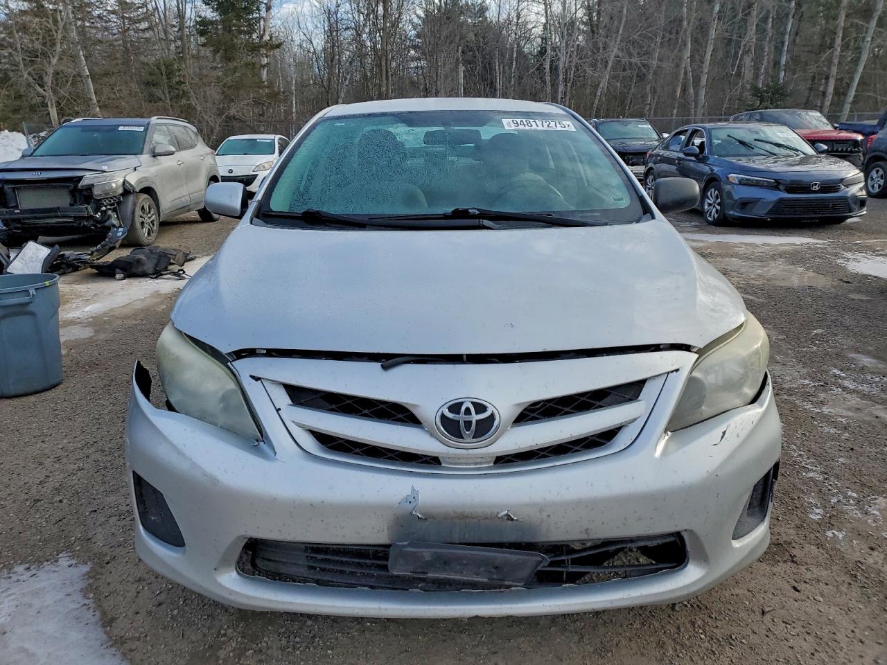 2013 TOYOTA COROLLA photo 5