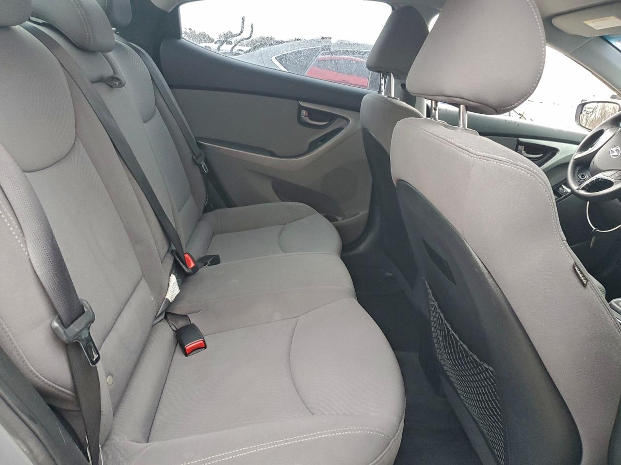 2014 HYUNDAI ELANTRA SE photo 28