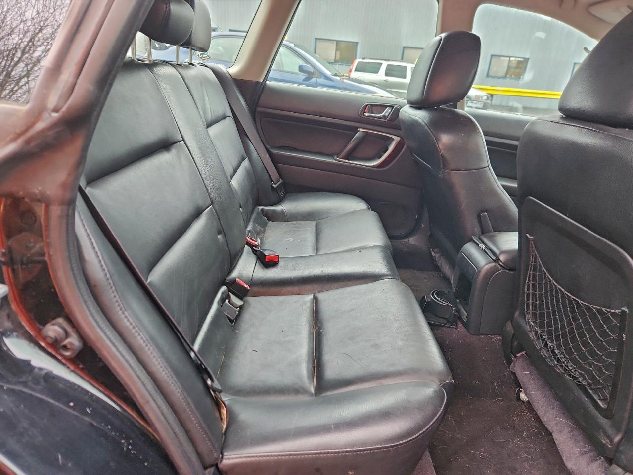 2007 SUBARU OUTBACK photo 10