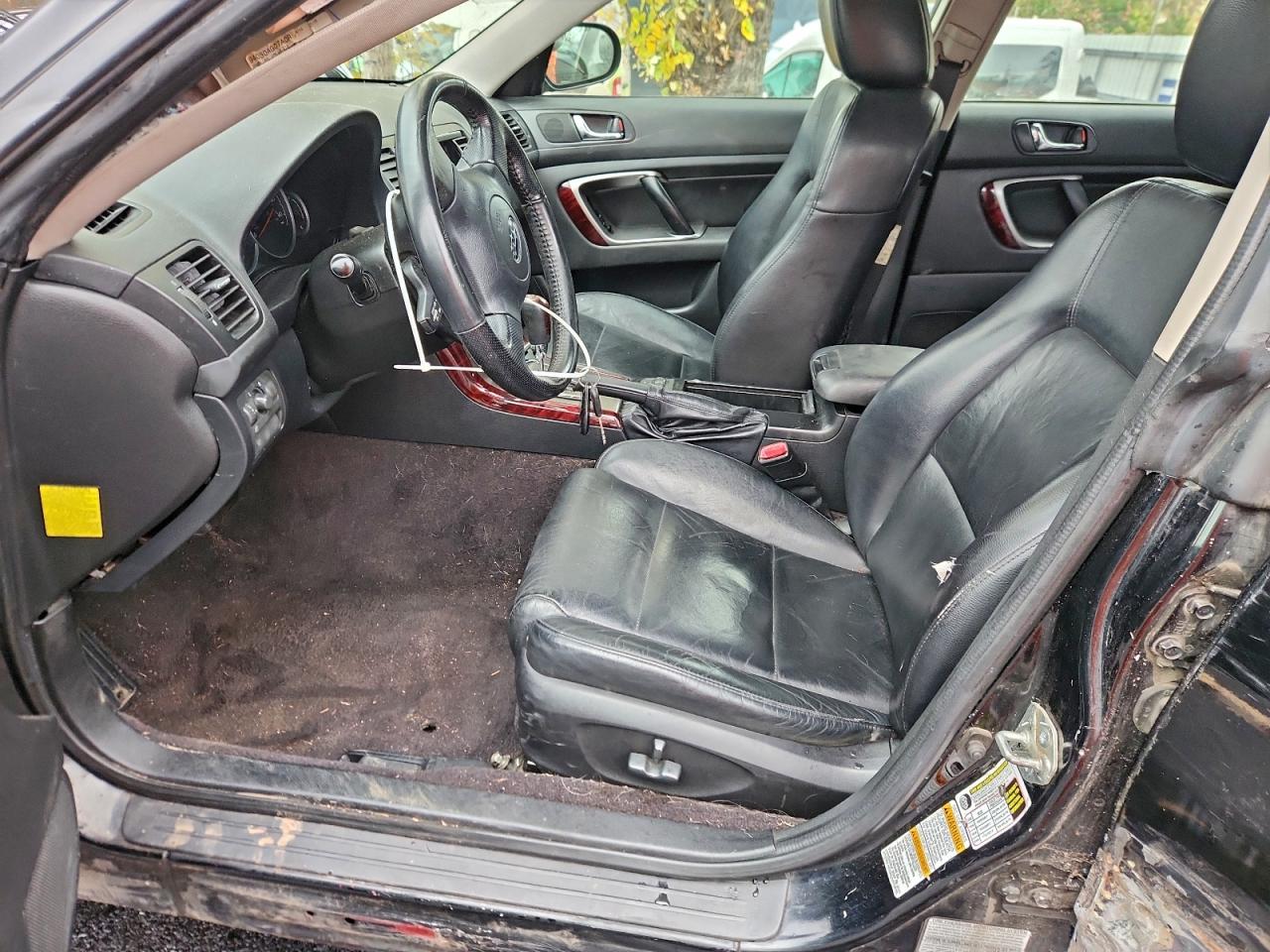 2007 SUBARU OUTBACK photo 7