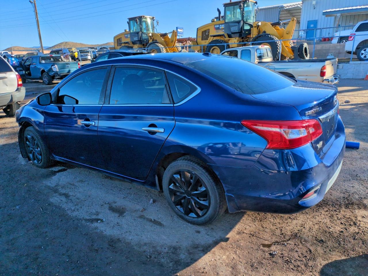 2017 NISSAN SENTRA S photo 4