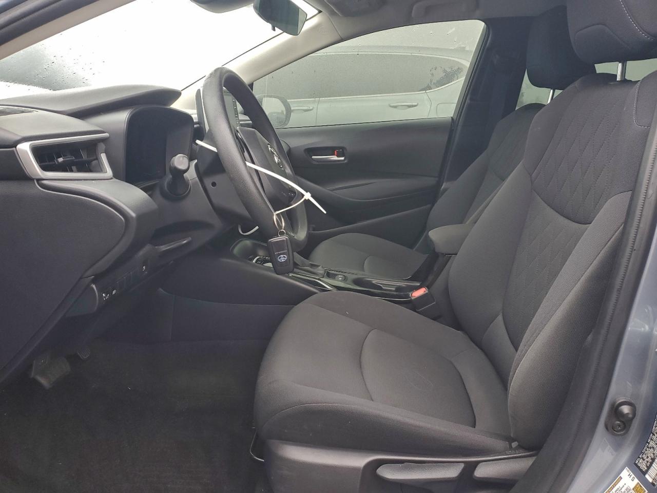 2021 TOYOTA COROLLA LE photo 7