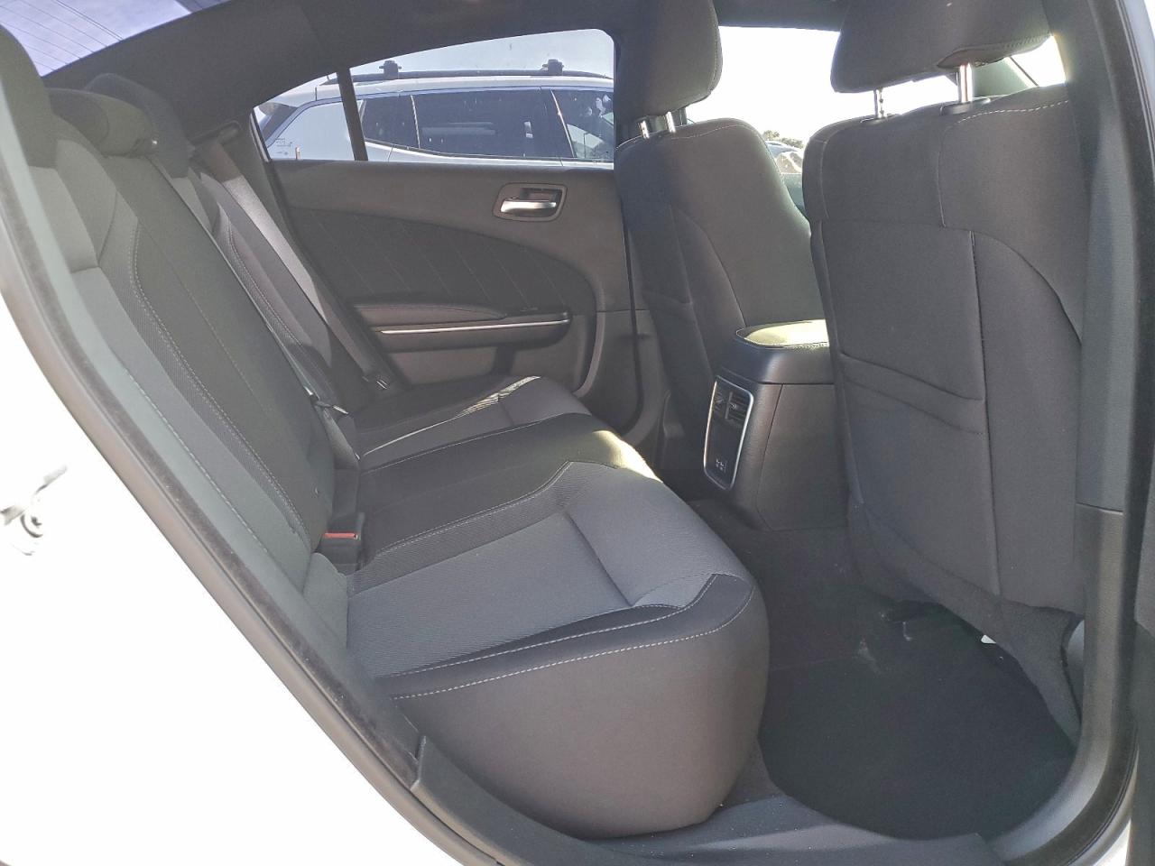 2020 DODGE CHARGER SXT photo 28