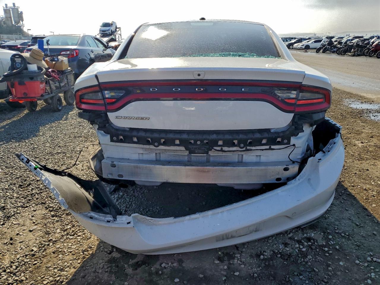 2020 DODGE CHARGER SXT photo 16