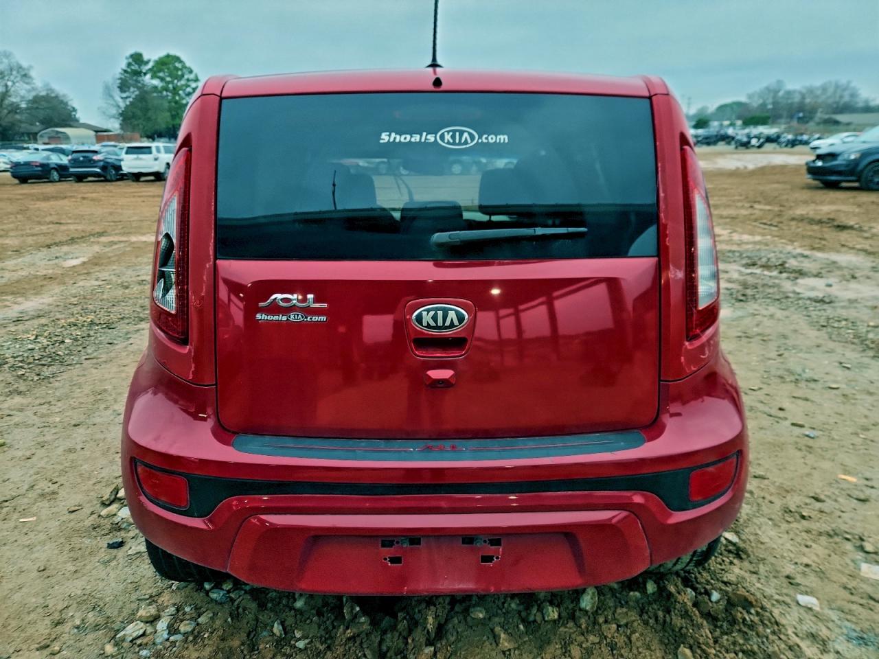 2013 KIA SOUL + photo 6