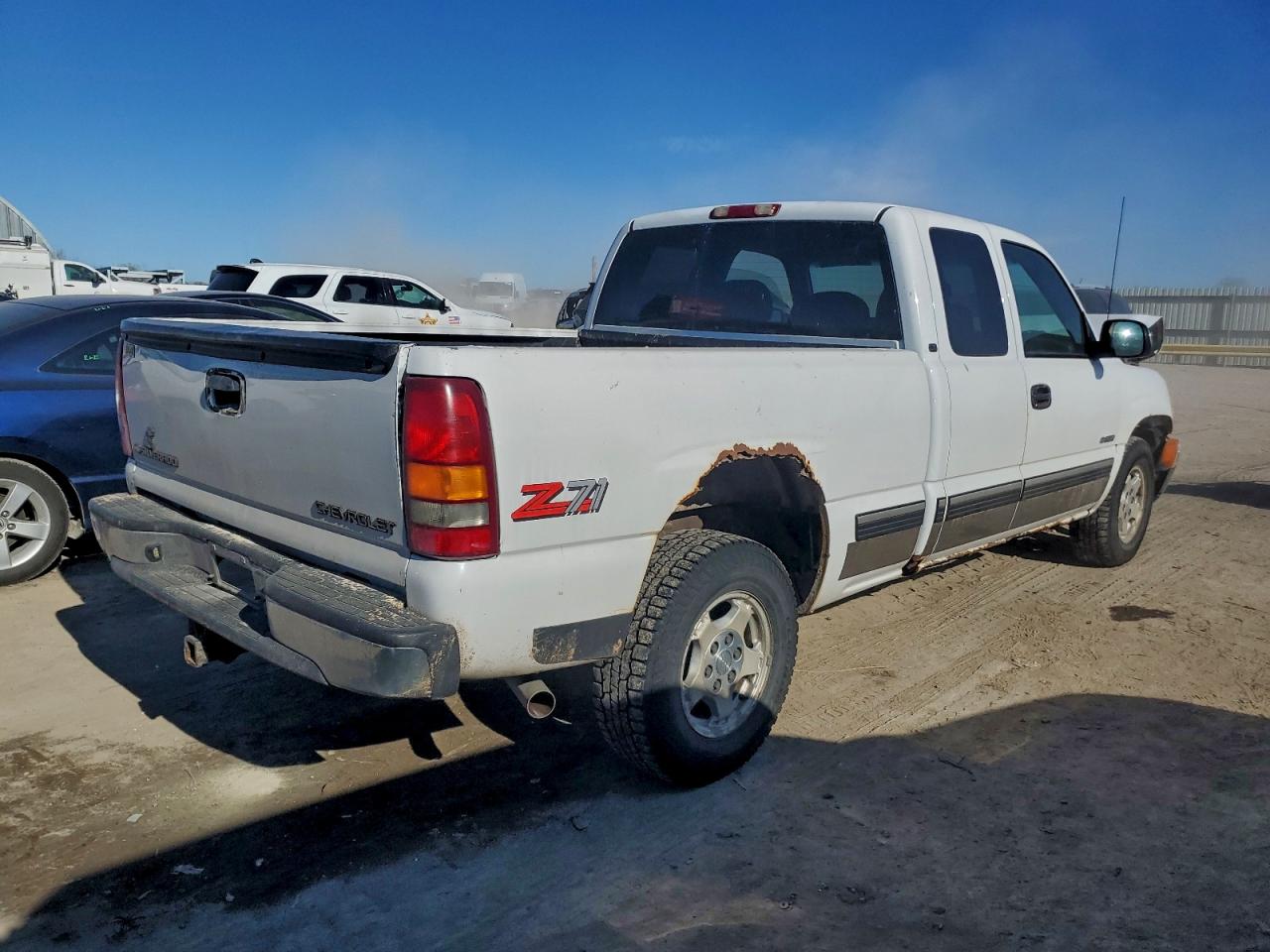 2000 CHEVROLET SILVERADO K1500 photo 7