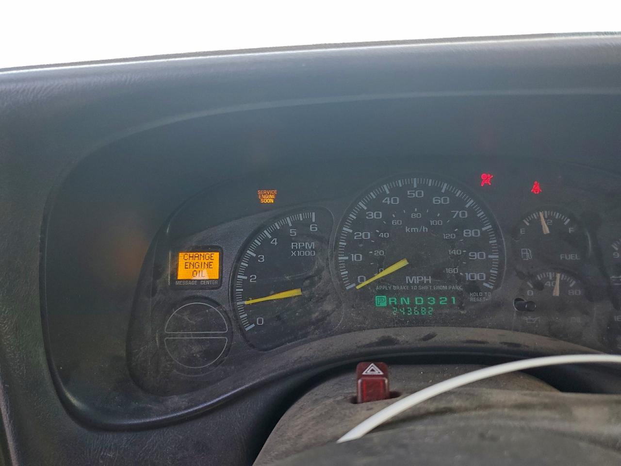 2000 CHEVROLET SILVERADO K1500 photo 25