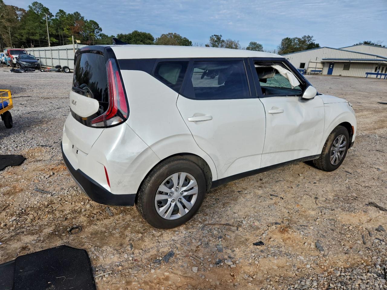 2024 KIA SOUL LX photo 5