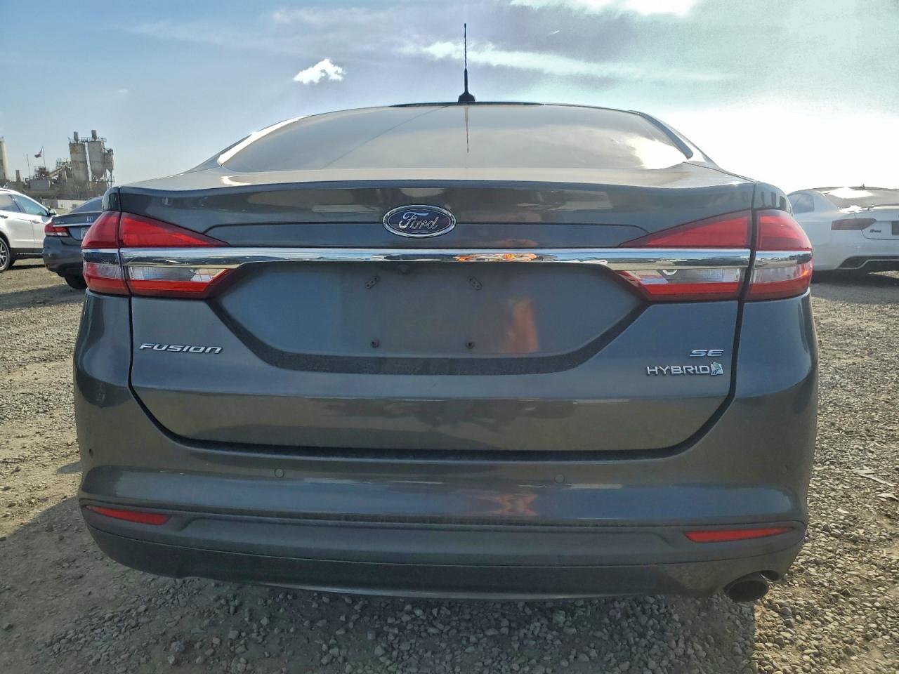 2017 FORD FUSION SE HYBRID photo 6