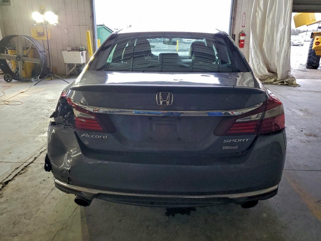 2016 HONDA ACCORD SPORT photo 16