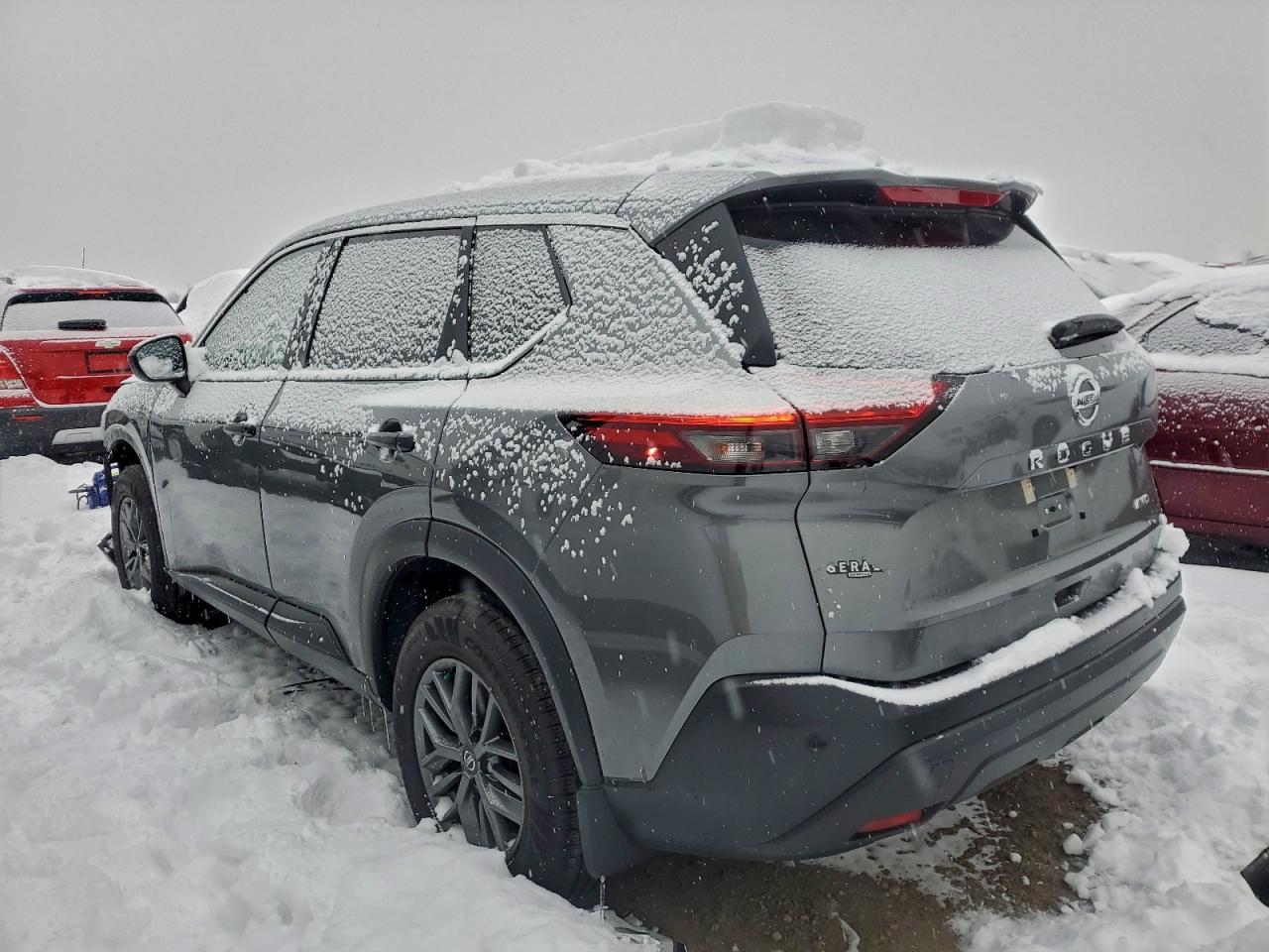 2021 NISSAN ROGUE S photo 3