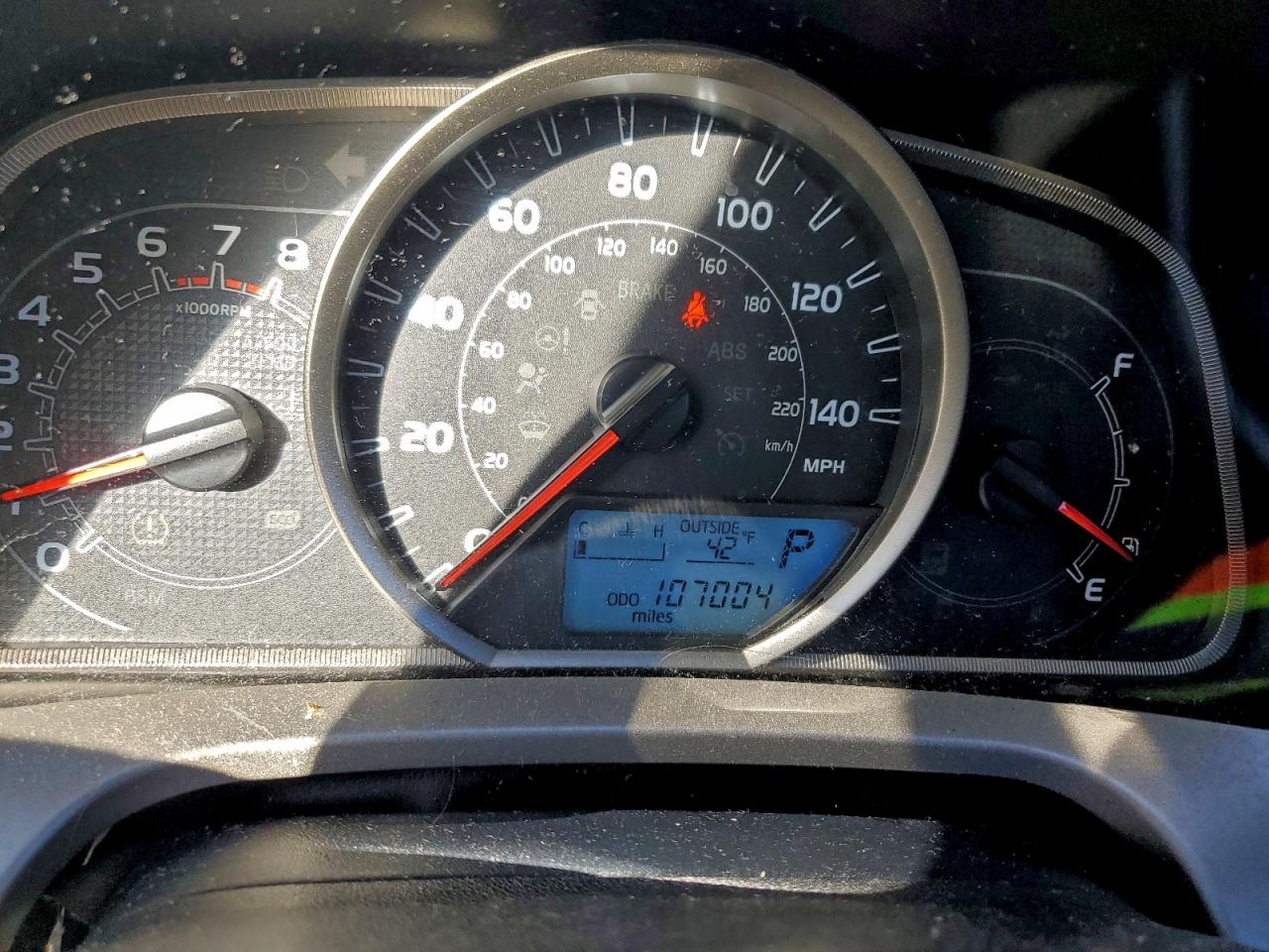 2015 TOYOTA RAV4 XLE photo 9