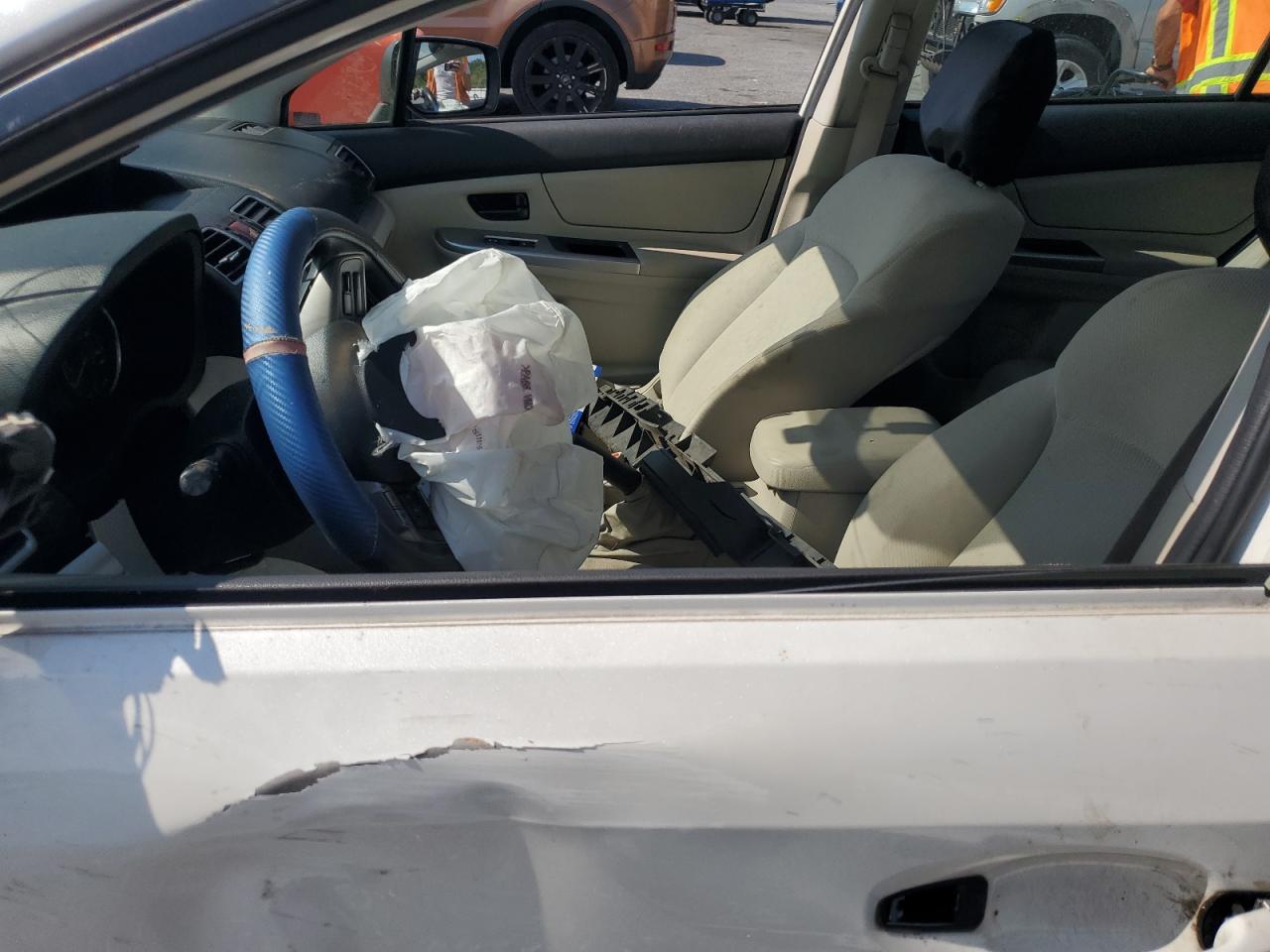 2016 SUBARU IMPREZA photo 19
