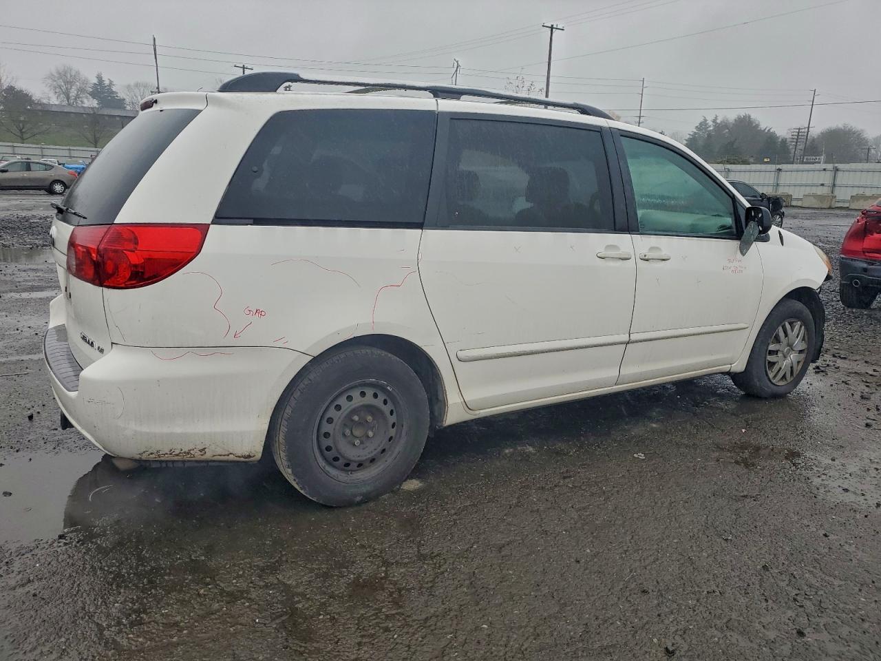 2007 TOYOTA SIENNA photo 7