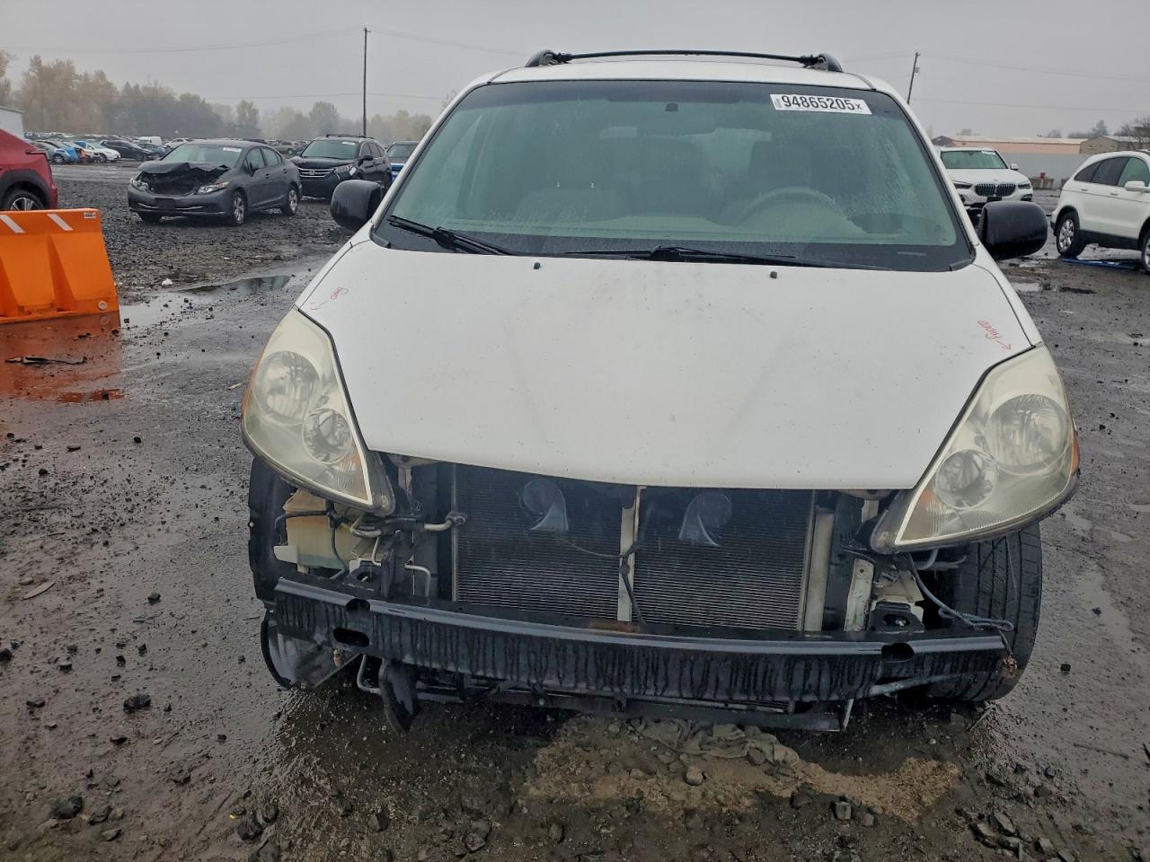 2007 TOYOTA SIENNA photo 13