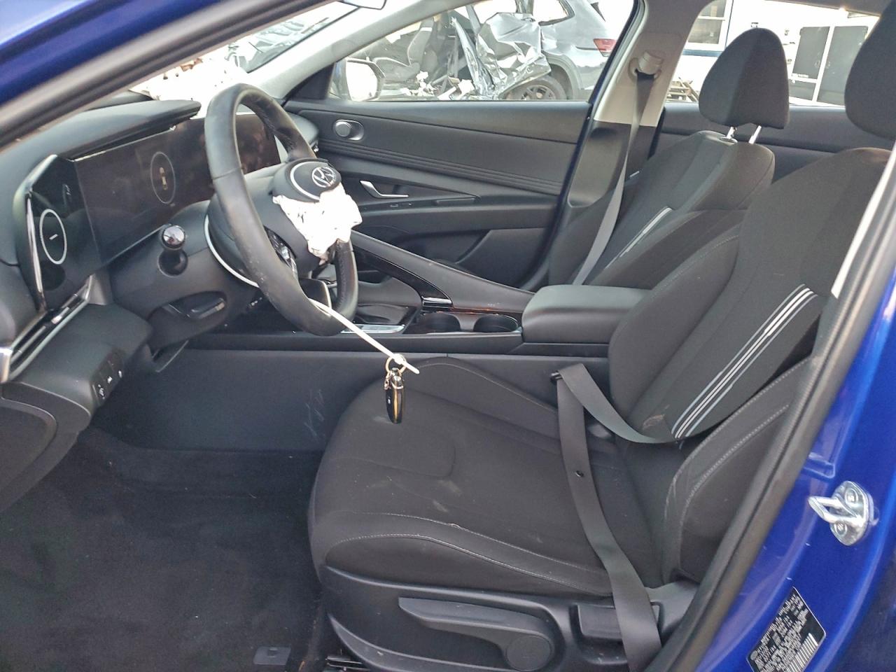 2023 HYUNDAI ELANTRA SEL photo 19