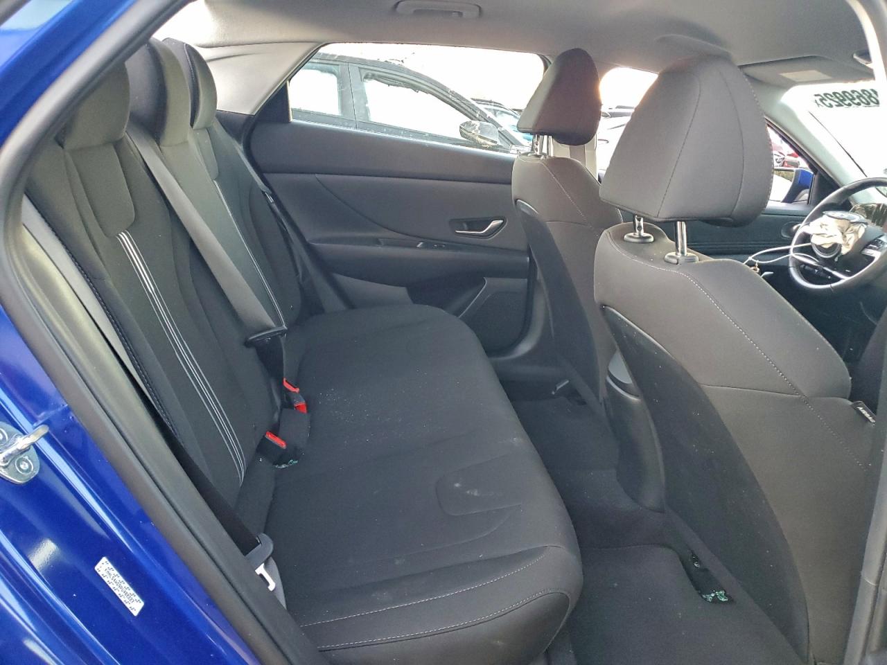 2023 HYUNDAI ELANTRA SEL photo 28