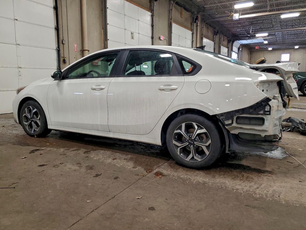 2020 KIA FORTE FE photo 2