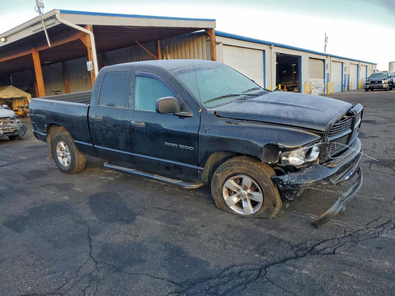 2004 DODGE RAM 1500 ST photo 4