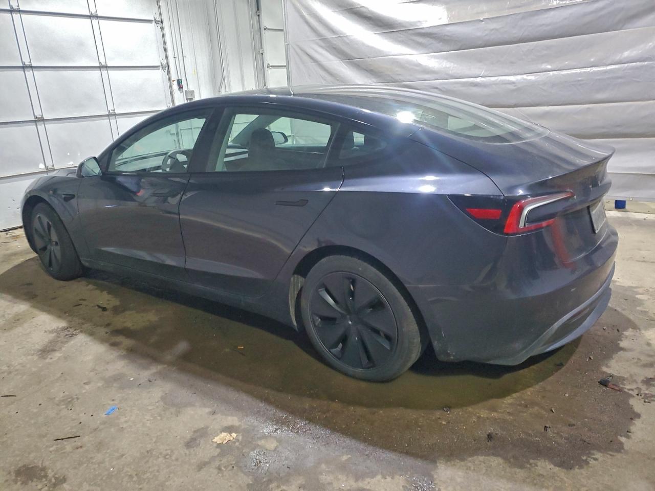 2024 TESLA MODEL 3 photo 3