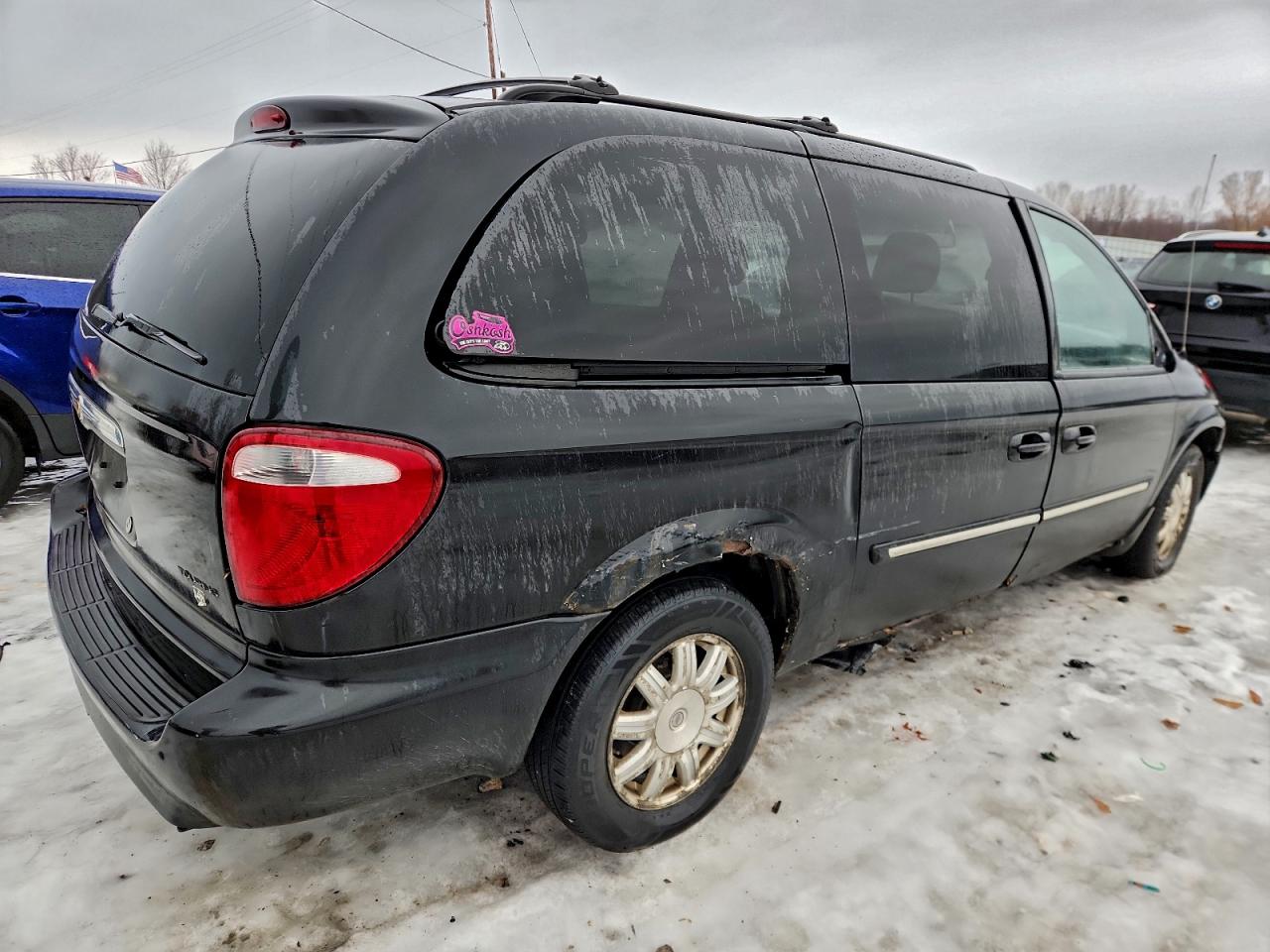 2006 CHRYSLER TOWN & COUNTRY TOURING photo 5