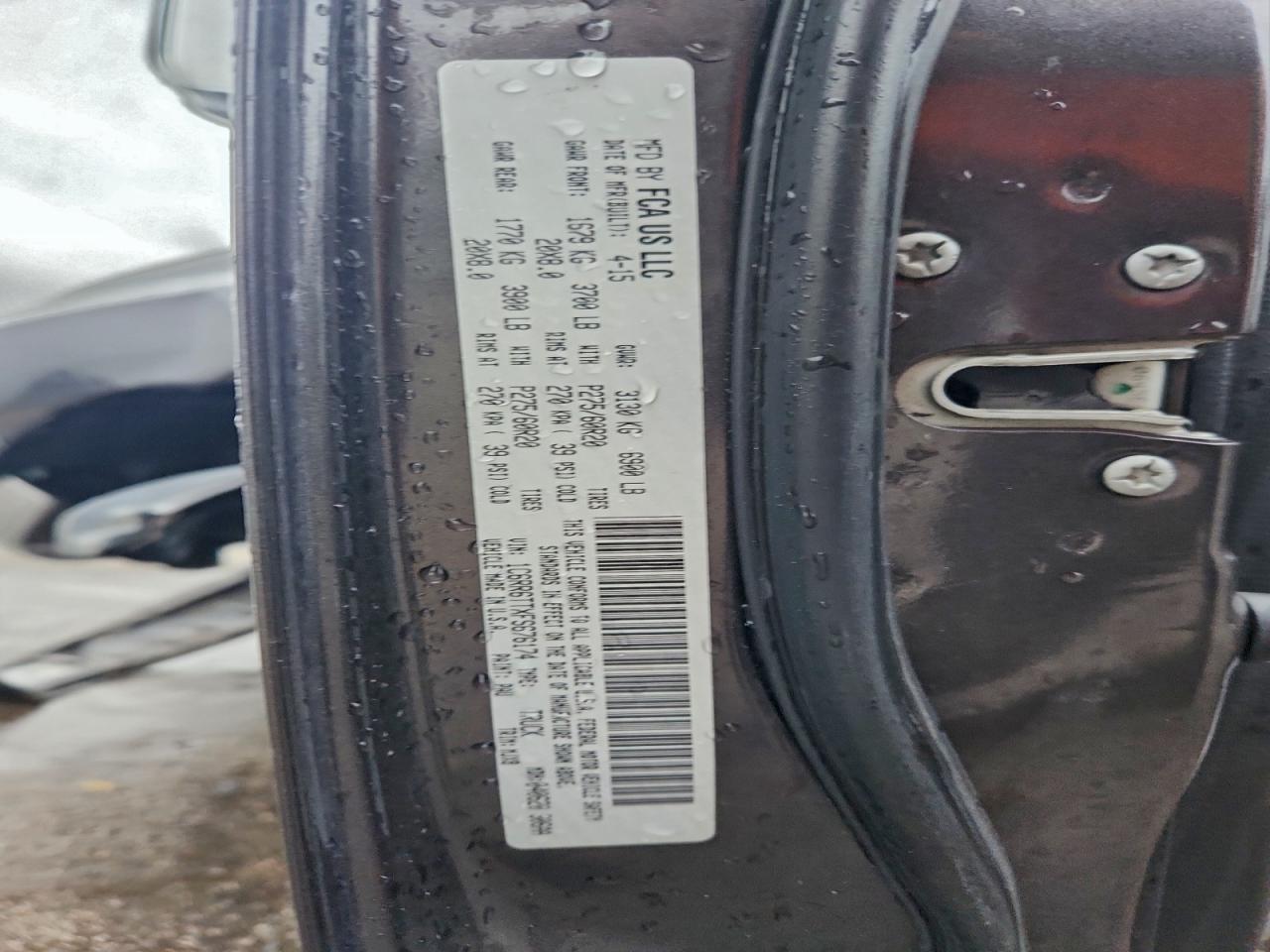 2015 RAM 1500 SLT photo 23