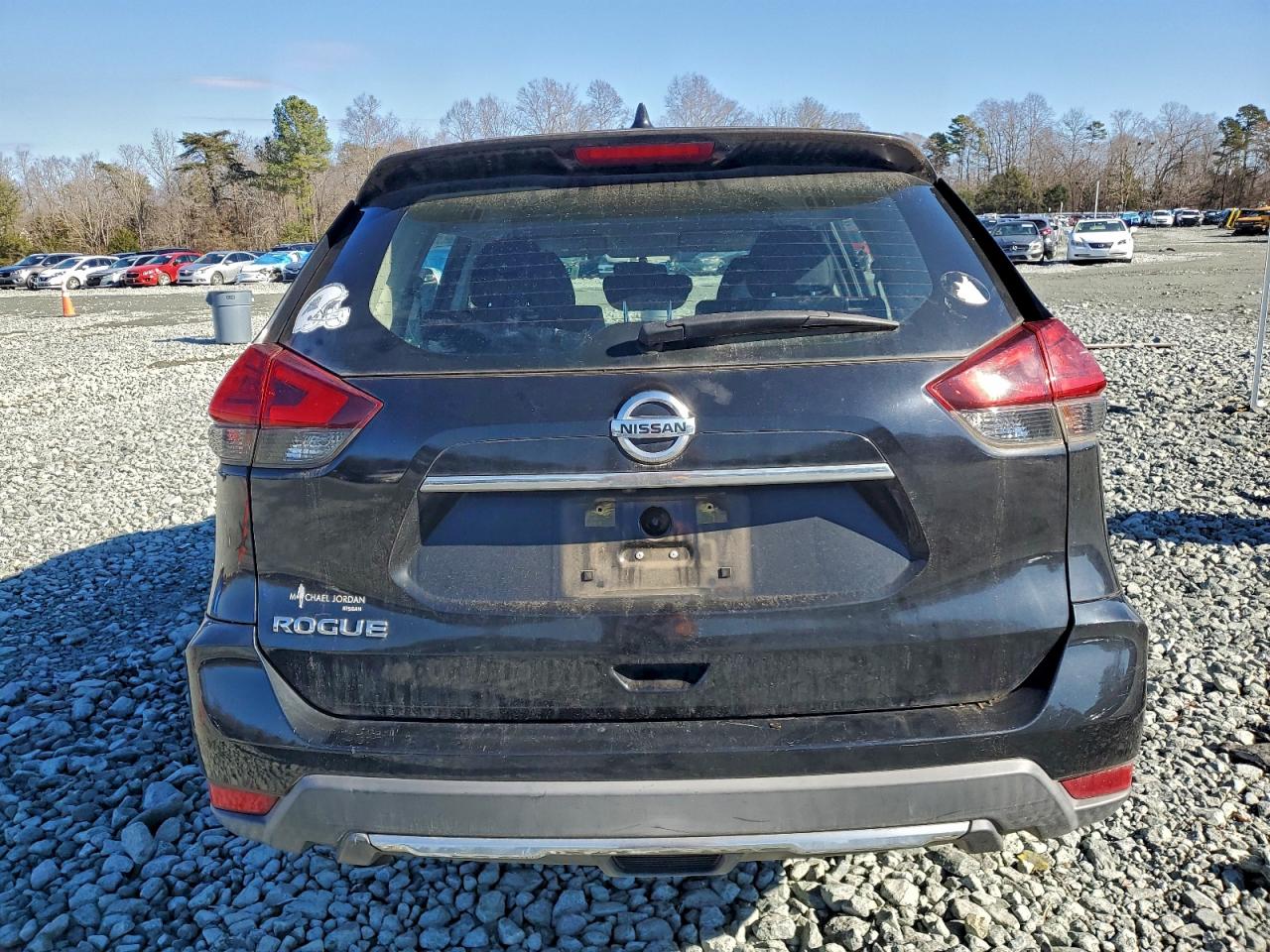 2017 NISSAN ROGUE S photo 11