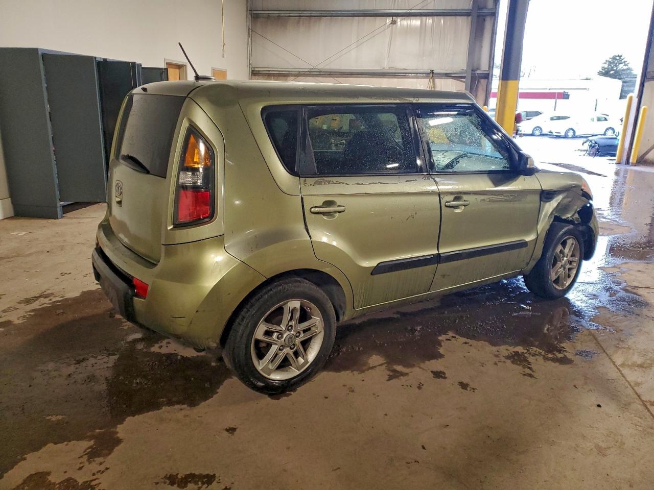 2011 KIA SOUL + photo 3