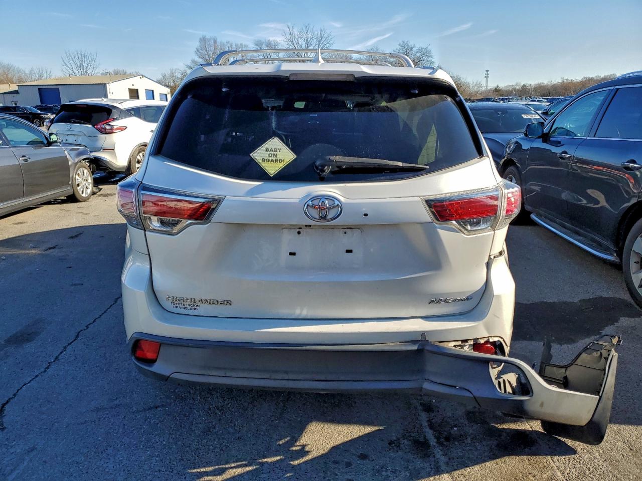 2014 TOYOTA HIGHLANDER XLE photo 11