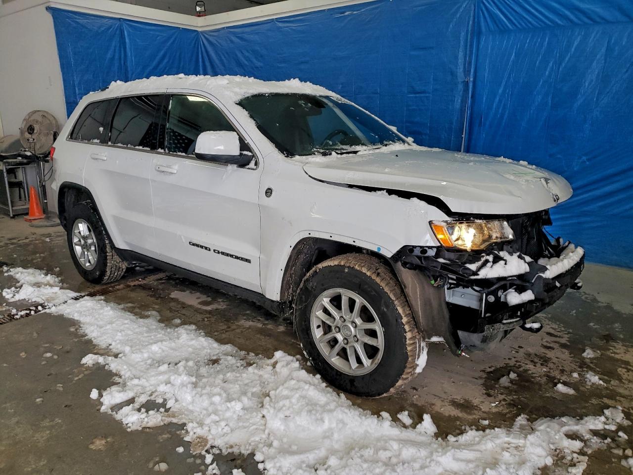 2020 JEEP GRAND CHEROKEE LAREDO photo 7