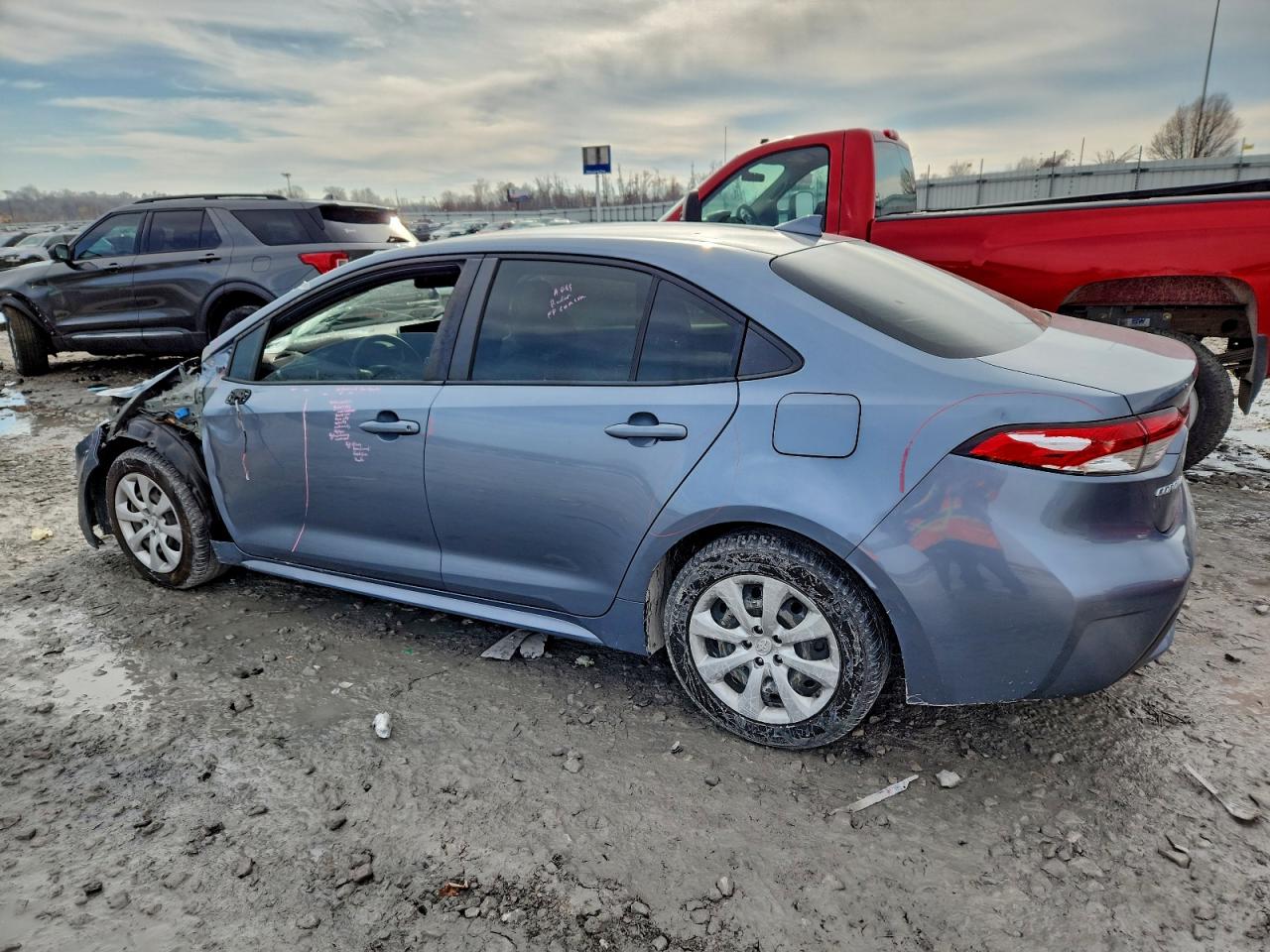 2020 TOYOTA COROLLA LE photo 3