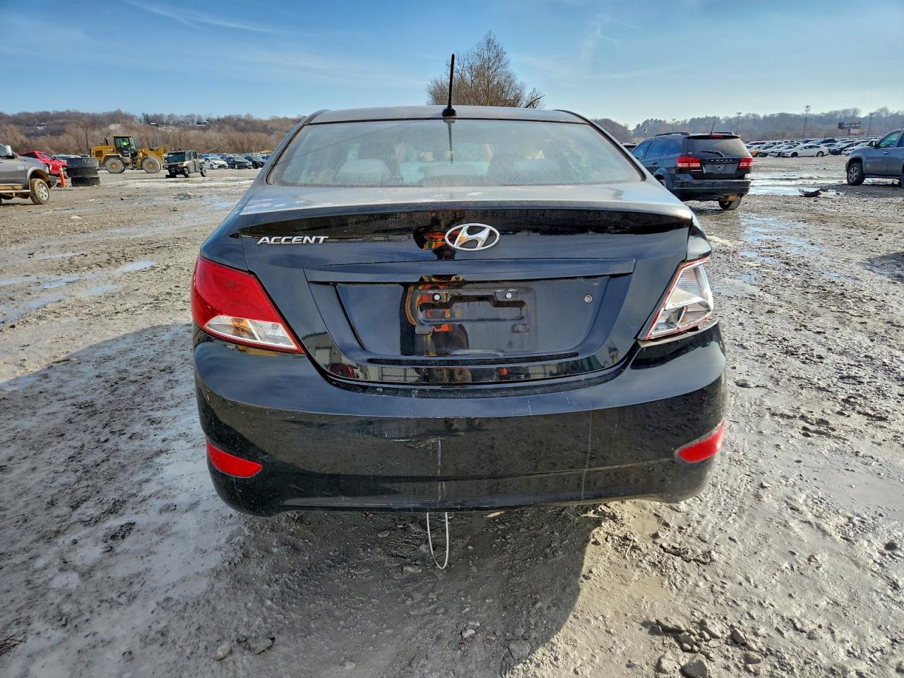 2015 HYUNDAI ACCENT photo 6
