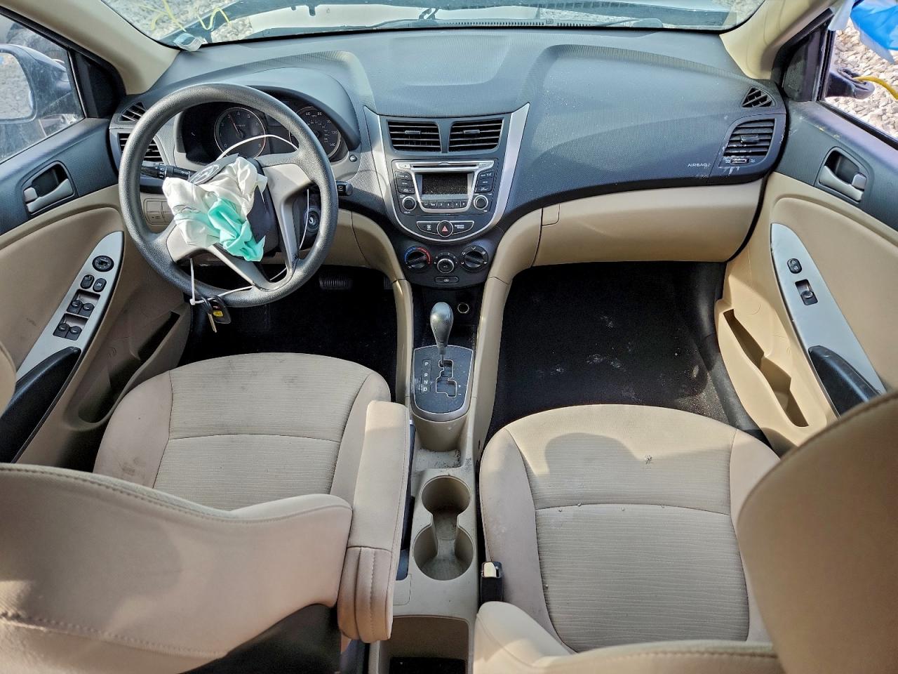 2015 HYUNDAI ACCENT photo 8