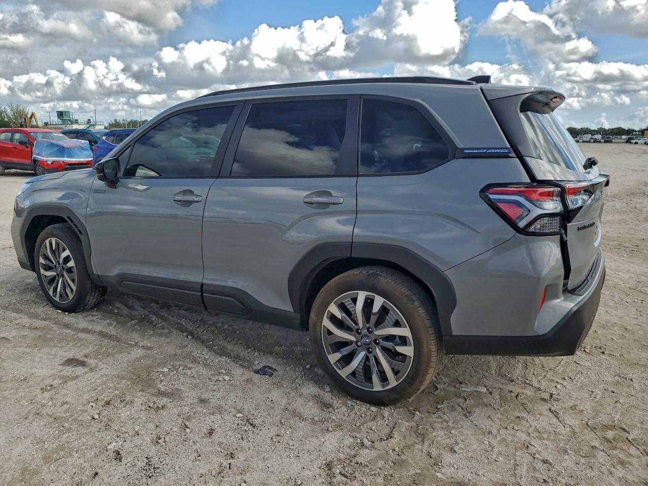 2025 SUBARU FORESTER TOURING photo 2