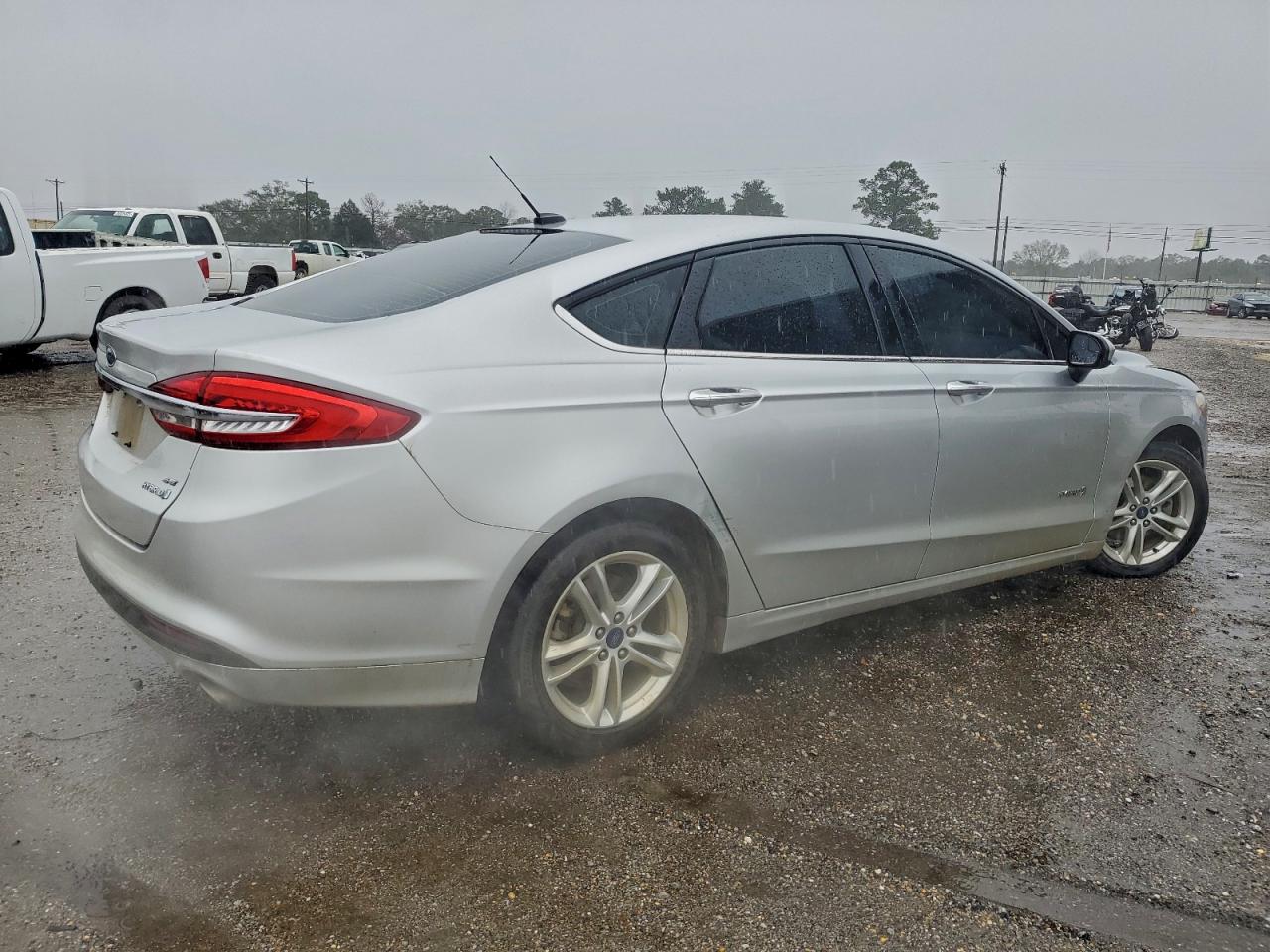 2018 FORD FUSION SE HYBRID photo 5