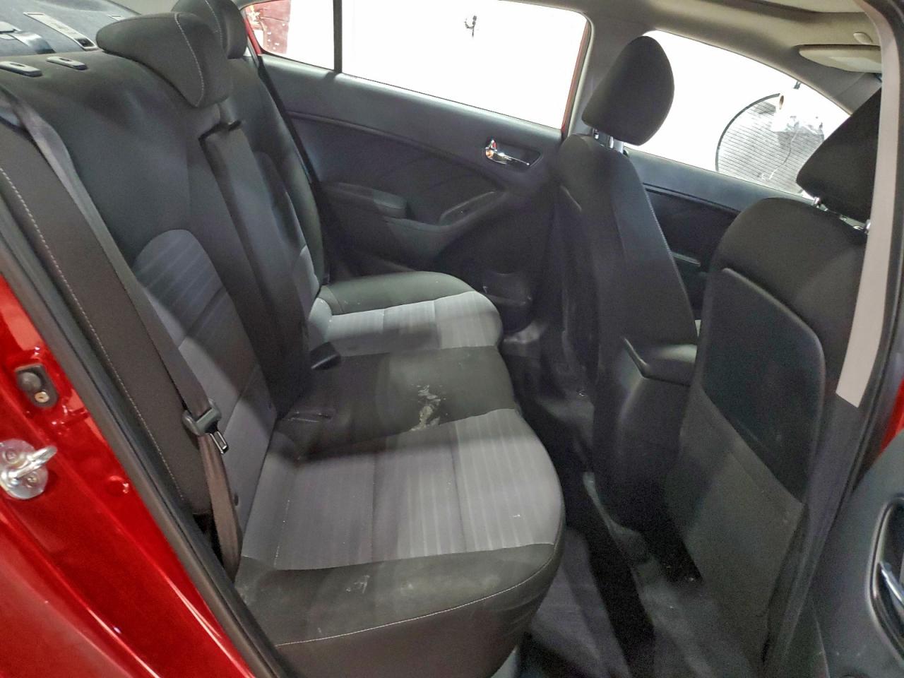 2017 KIA FORTE LX photo 10