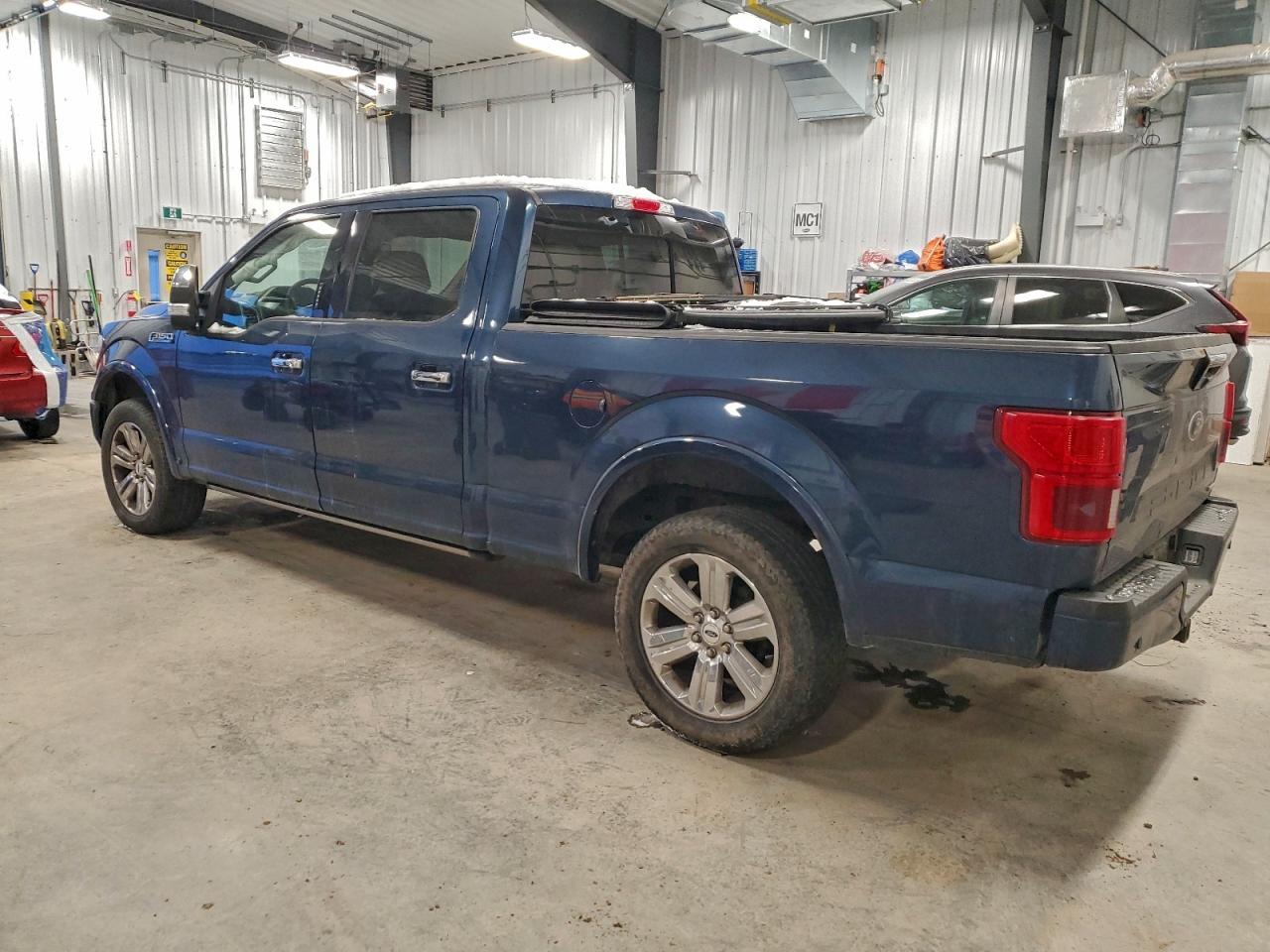 2018 FORD F150 LARIAT photo 2