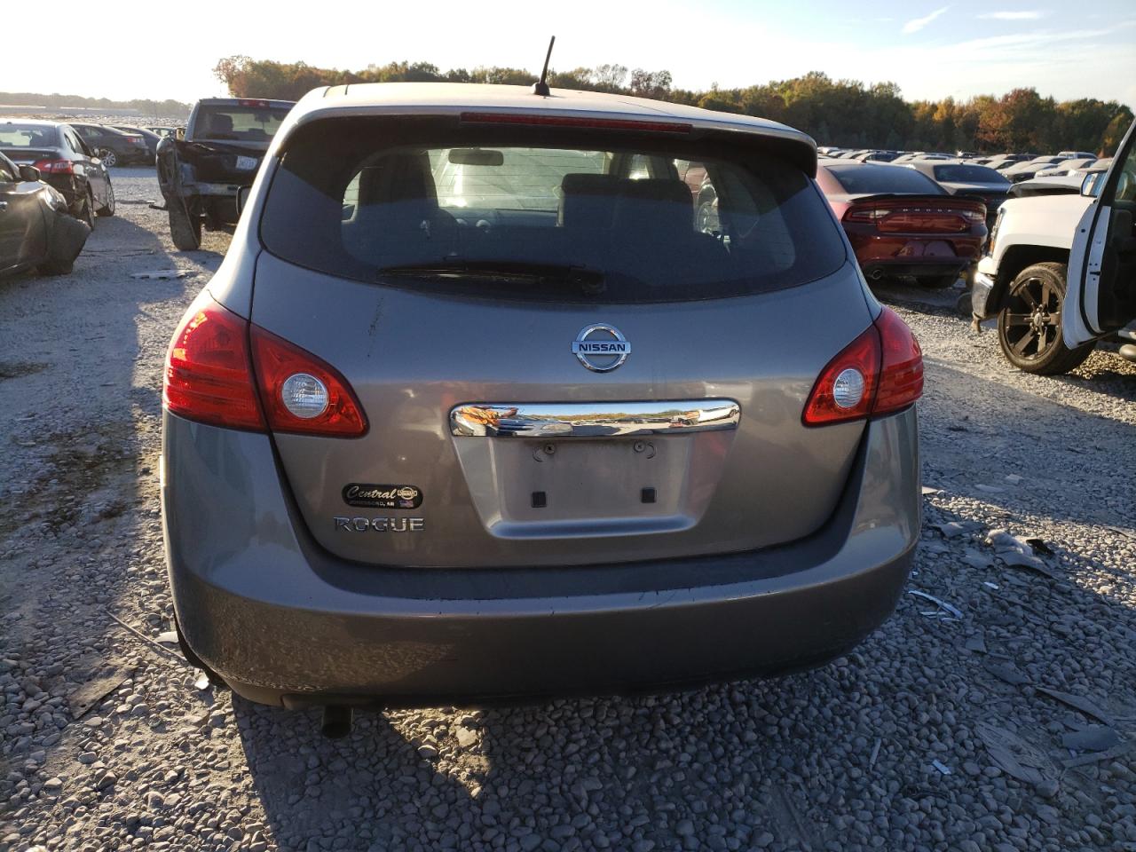 2013 NISSAN ROGUE S photo 6