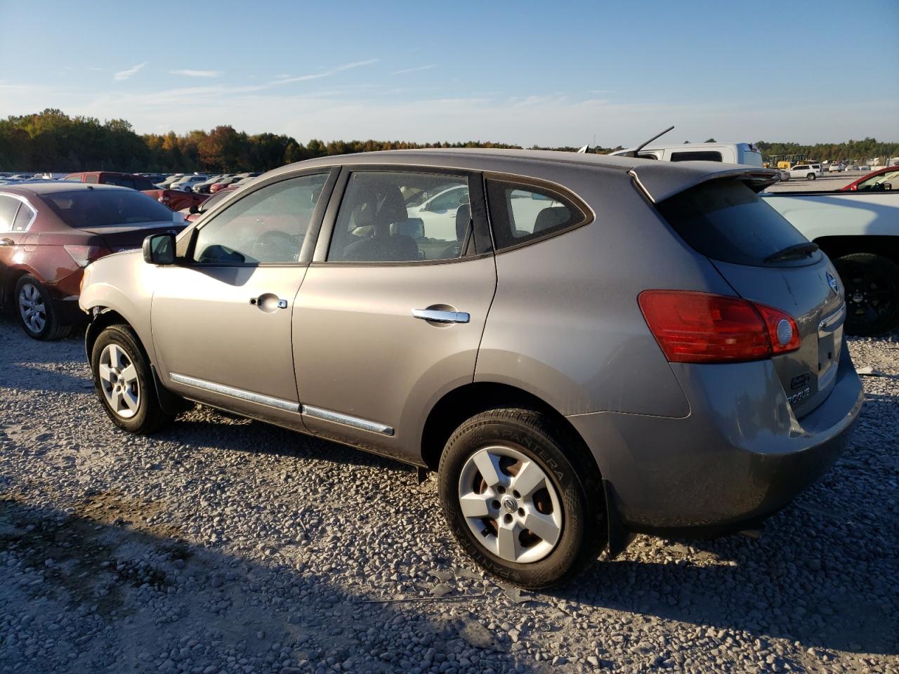 2013 NISSAN ROGUE S photo 2