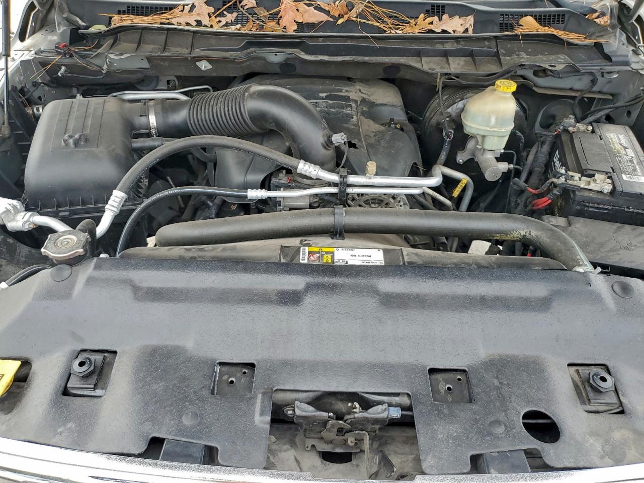 2016 RAM 1500 SLT photo 31