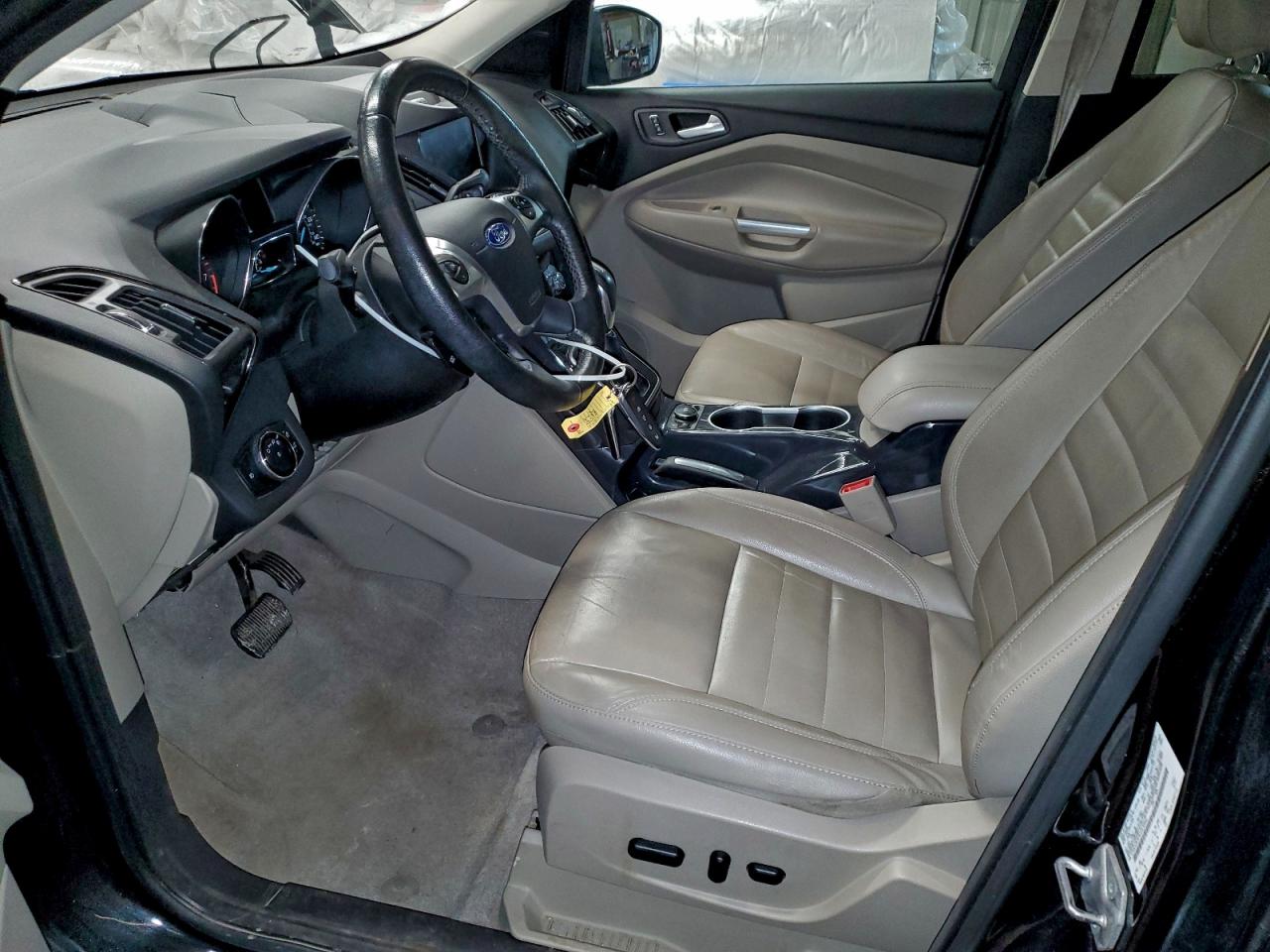 2014 FORD ESCAPE TITANIUM photo 19
