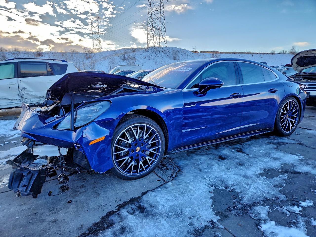 2025 PORSCHE PANAMERA